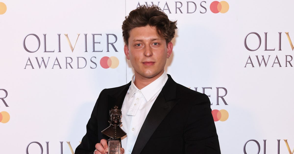 'Sunset Boulevard' Star Tom Francis Wants To Bring Back This Iconic Broadway Musical