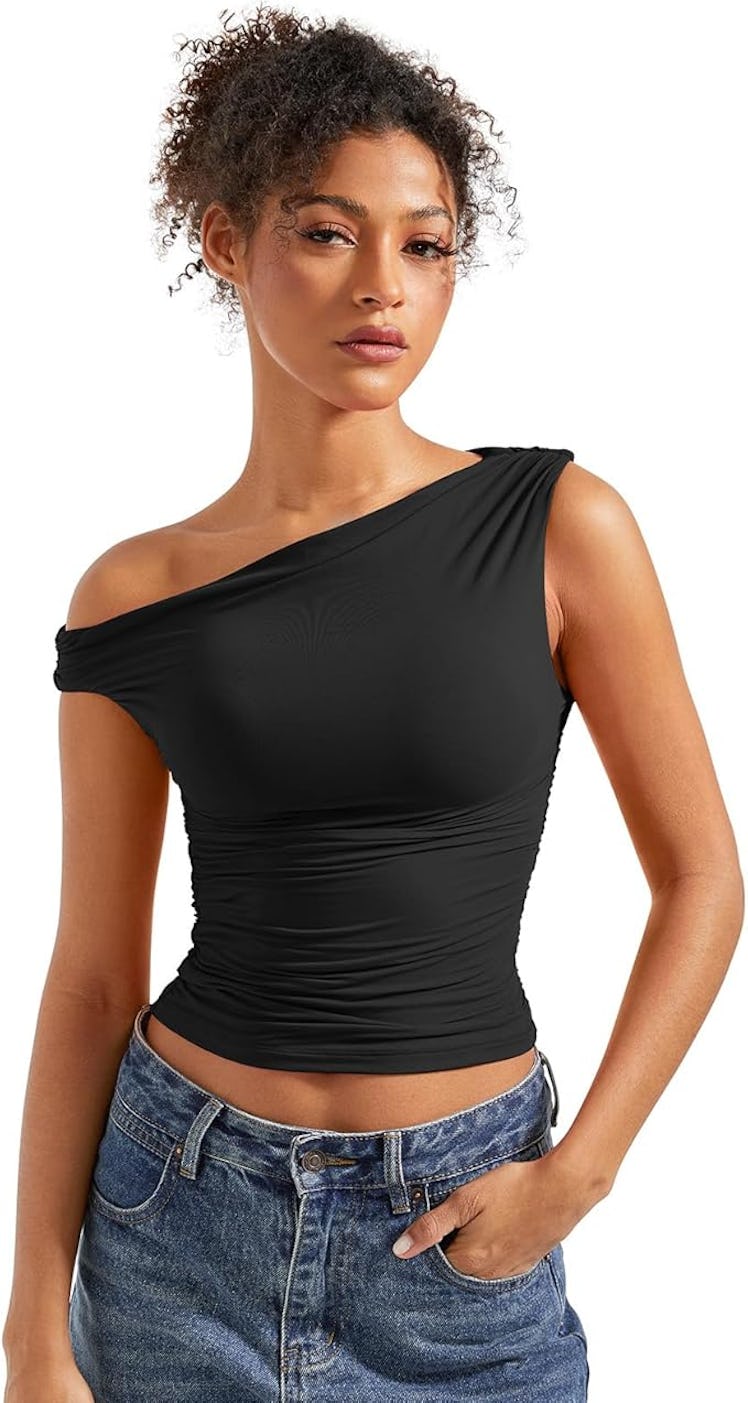 SUUKSESS Off Shoulder Crop Top