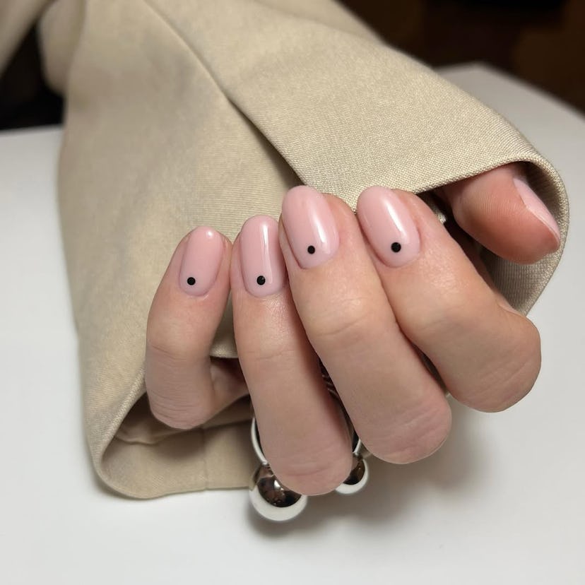 2025 Minimalist Men’s Nails That Wow
