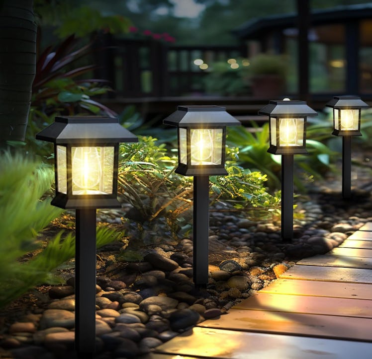 Greluna Solar Pathway Lights (12-Pack)