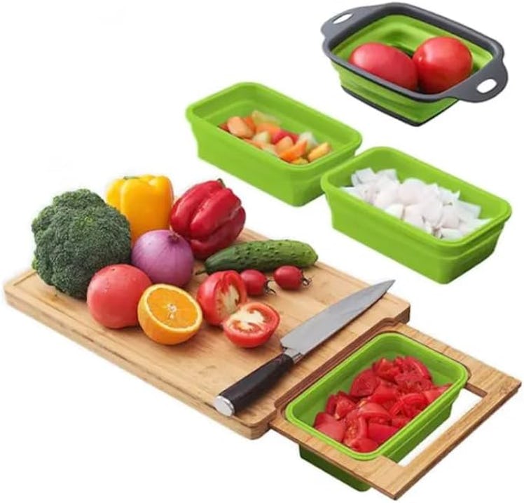 Generic Cutting Board With 3 Collapsible Food Containers