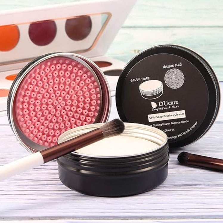 DUcare Makeup Brush Cleaner Shampoo & Mat 