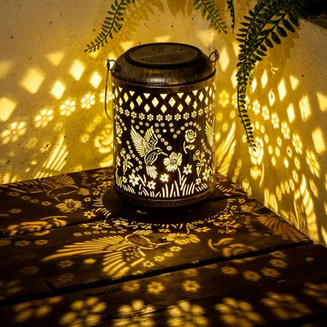 SUNCKET Outdoor Solar Lantern