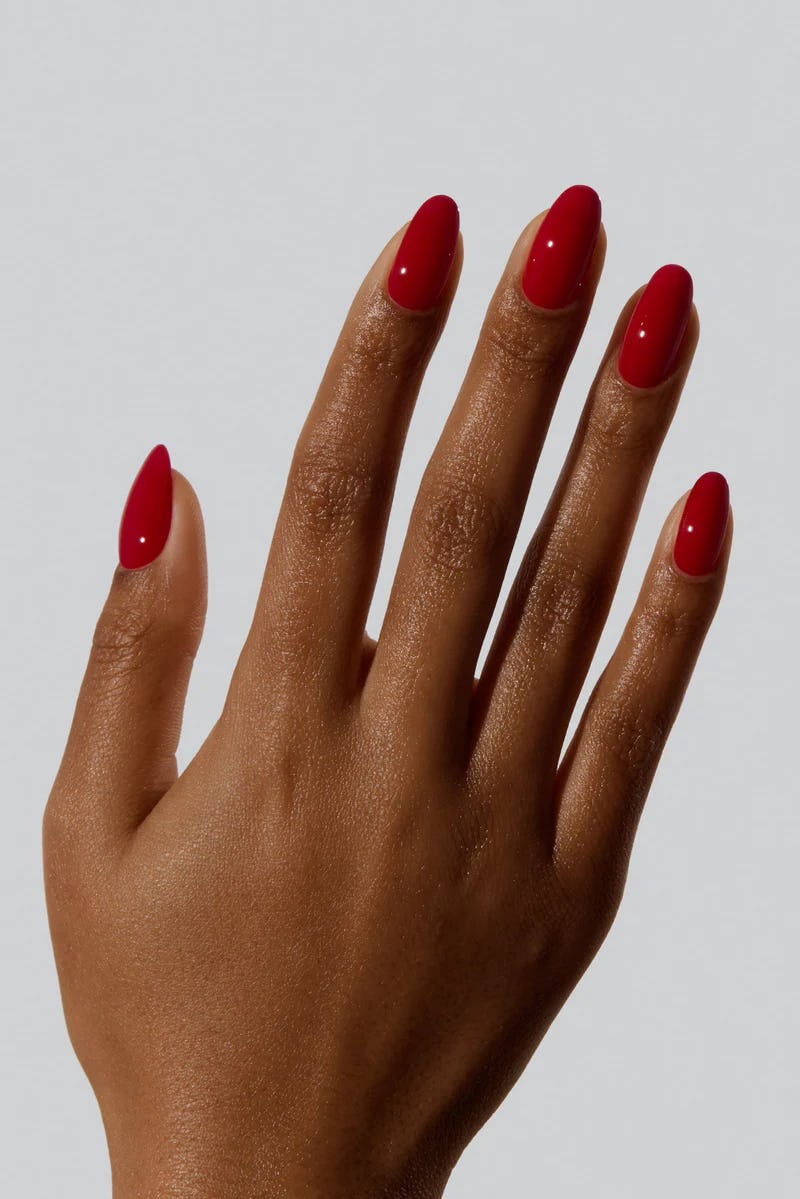 Red Maple Takes Over 2025 Nails