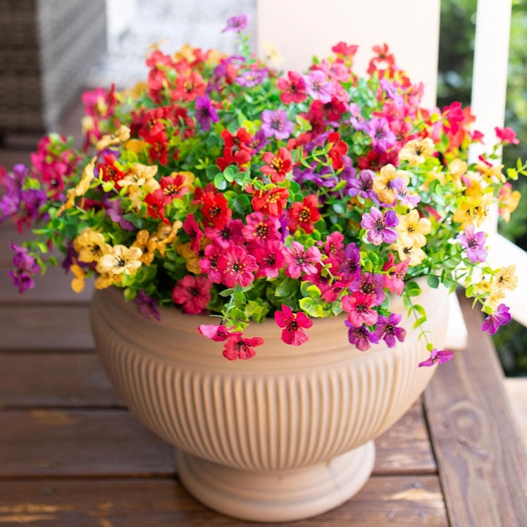 HyeFlora Artificial Flowers (12 Bundles)