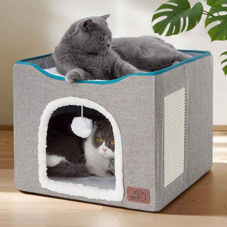 Bedsure Two-Tier Cat House