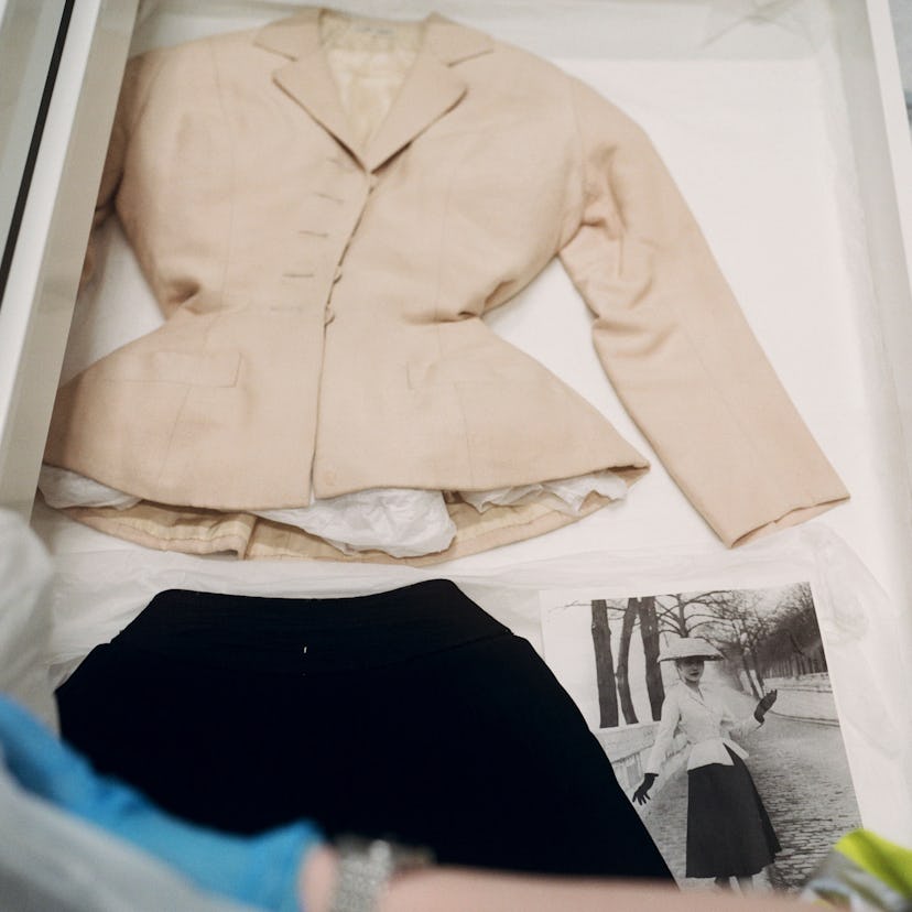 Dior spring 1947 Bar suit at the V&A