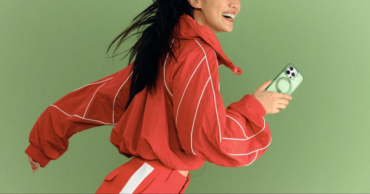 The Stylish, Functional Phone Case Everyone’s Obsessed With