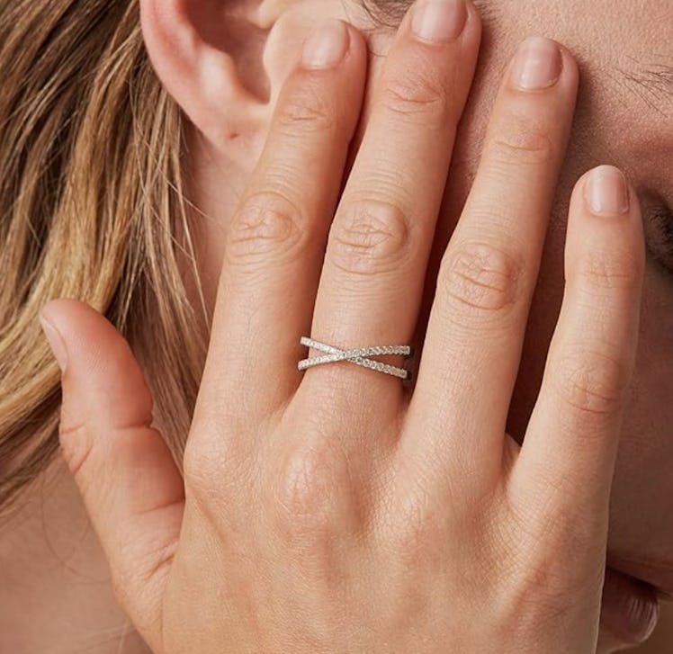 PAVOI Criss Cross Ring 
