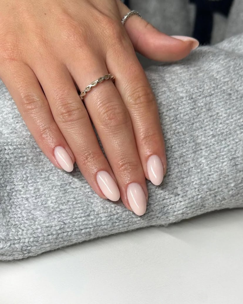 Almond Nails: A Versatile Choice