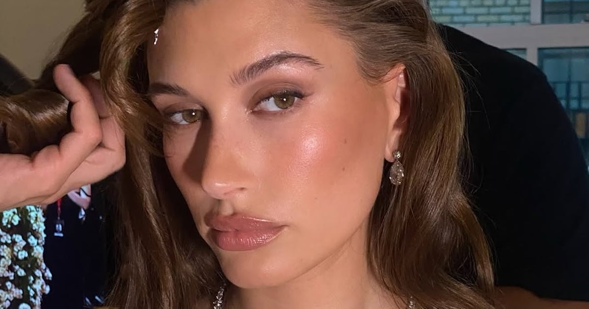 Hailey Bieber Used A Secret Rhode Product For Her Met Gala Glam