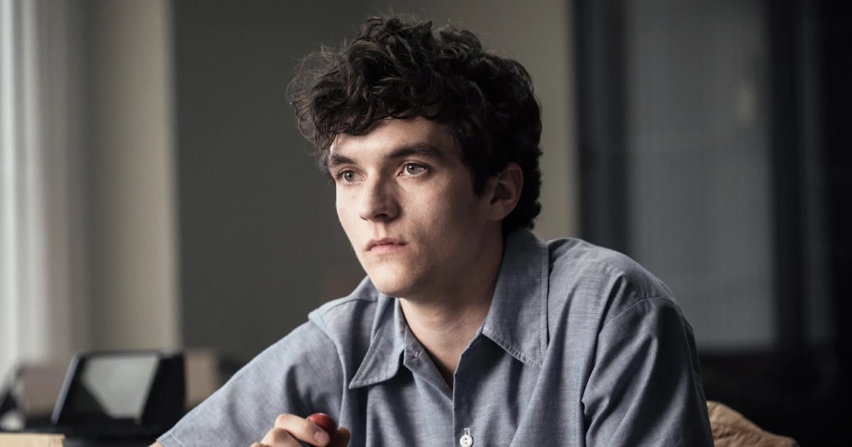 Netflix's Biggest Sci-Fi Experiment Is About To Disappear Entirely