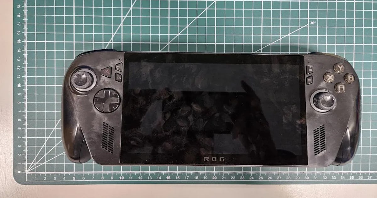 The First Xbox Handheld Has Leaked And It's Not What You'd Expect