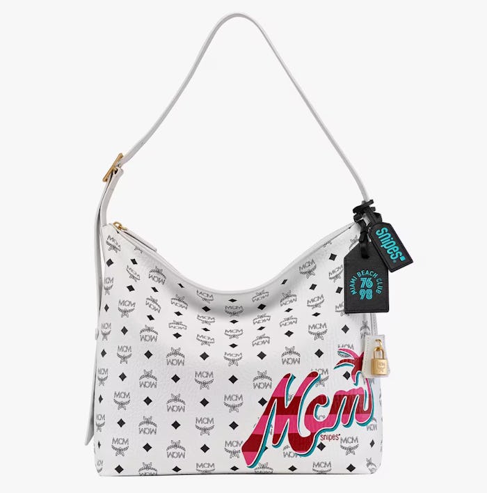MCM x SNIPES Aren Hobo in Visetos
