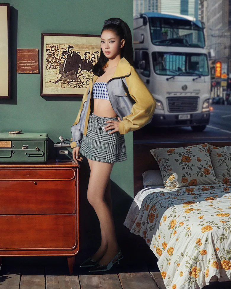 Jisoo for self-portrait pre-fall campaign