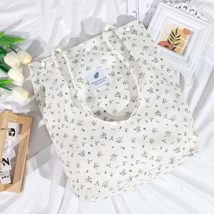Ayieyill Corduroy Tote Bag