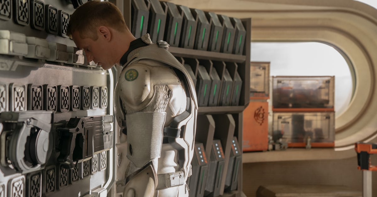'Murderbot' is The Most Hilariously Relatable Sci-Fi Show In Years