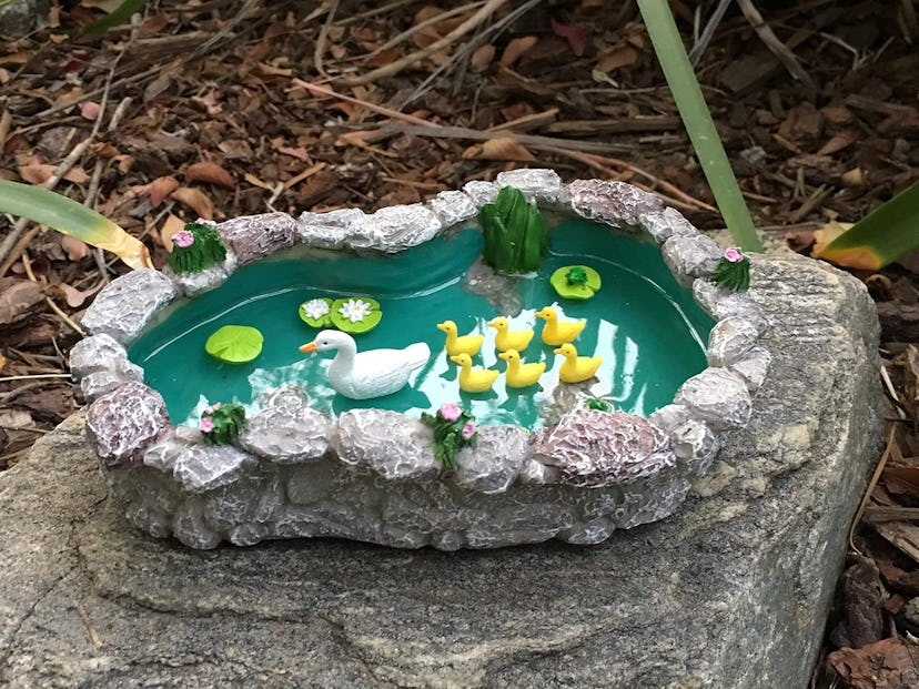 GlitZGlam Outdoor Mini Pond