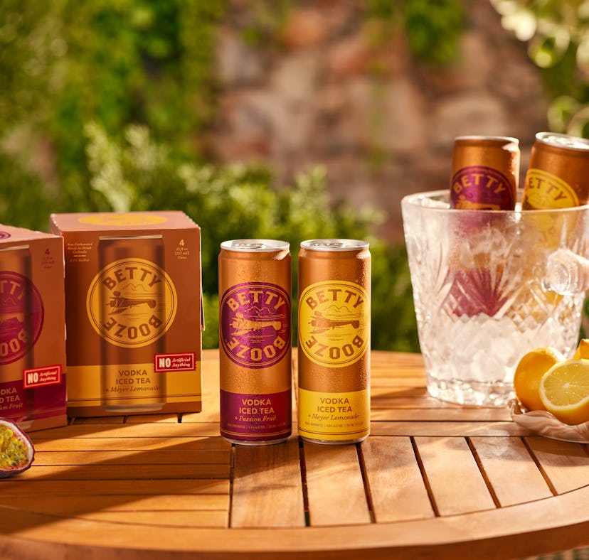 I tried Betty Booze's new vodka iced teas for the summer.
