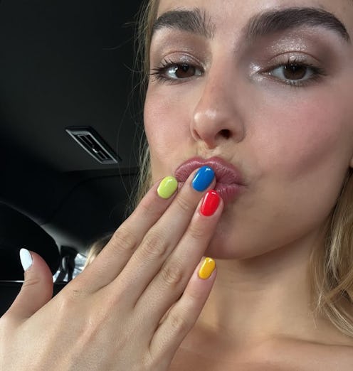 "Dopamine nails" are perfect for summer.