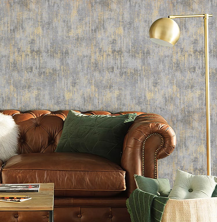 Zeeko Distressed Peel-and-Stick Wallpaper