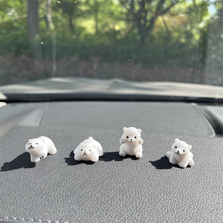  ASOQOLA Polar Bear Car Accessories (4-Pack)