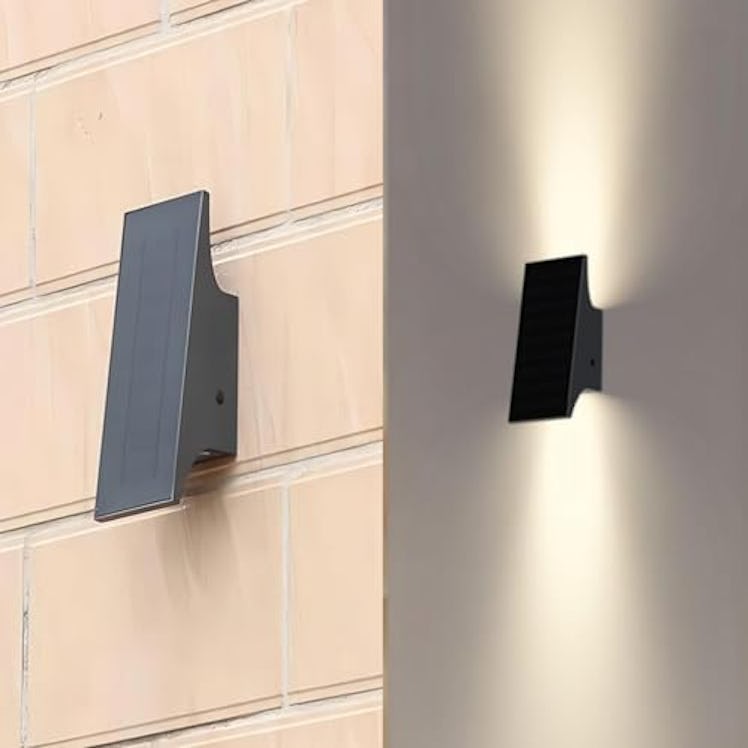 SOTTLOT Solar Outdoor Wall Light
