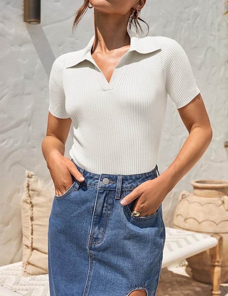 ZESICA Ribbed V-Neck Top