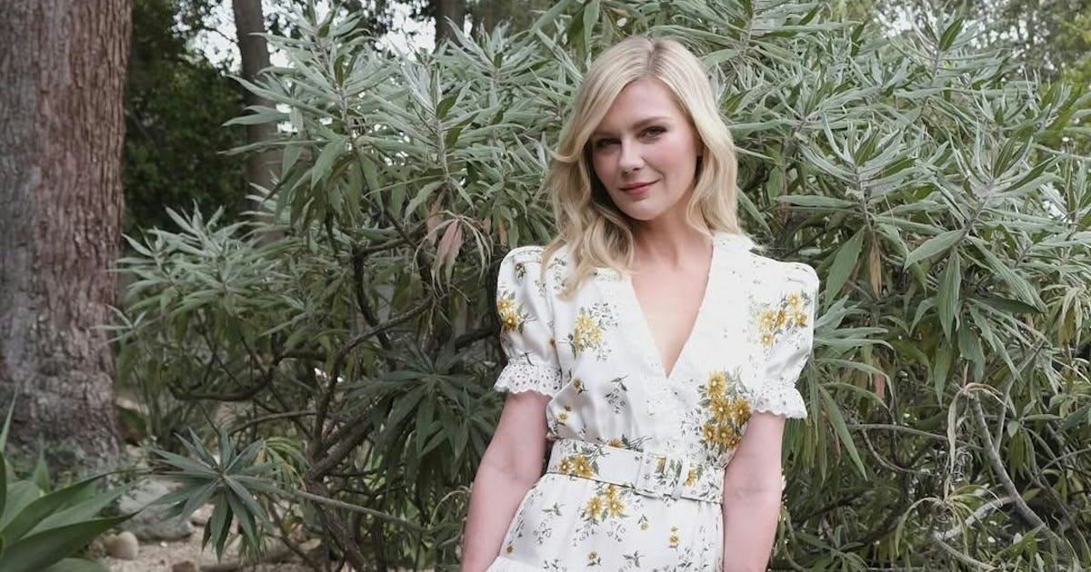 Kirsten Dunst's Floral Dress Pays Tribute To 'The Virgin Suicides'