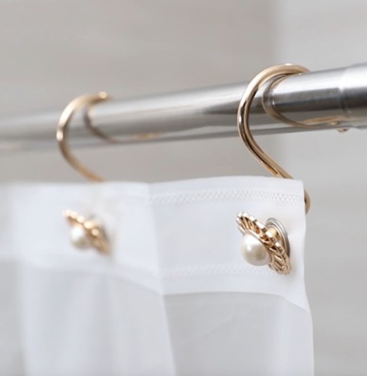 Lewondr Shower Curtain Hooks (Set of 12)