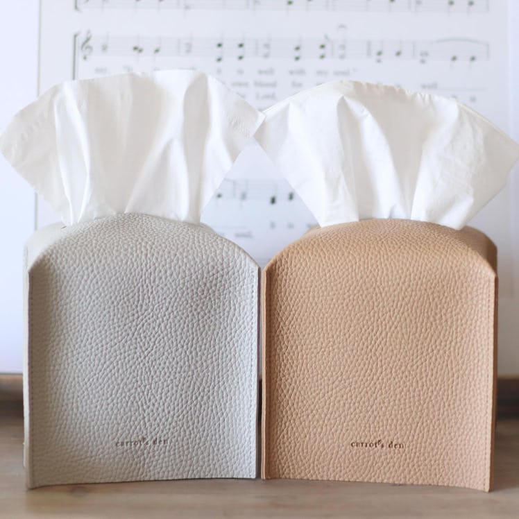 Carrot's Den Tissue Box Cover 