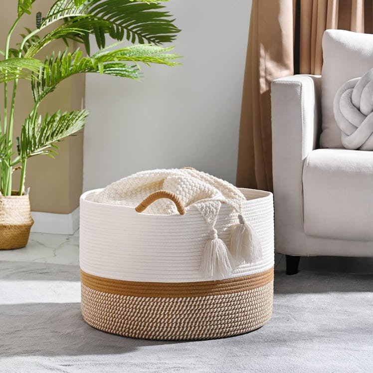 KAKAMAY Large Blanket Basket