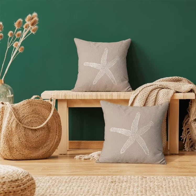AEIOAE Decorative Pillow Covers (2-Pack)