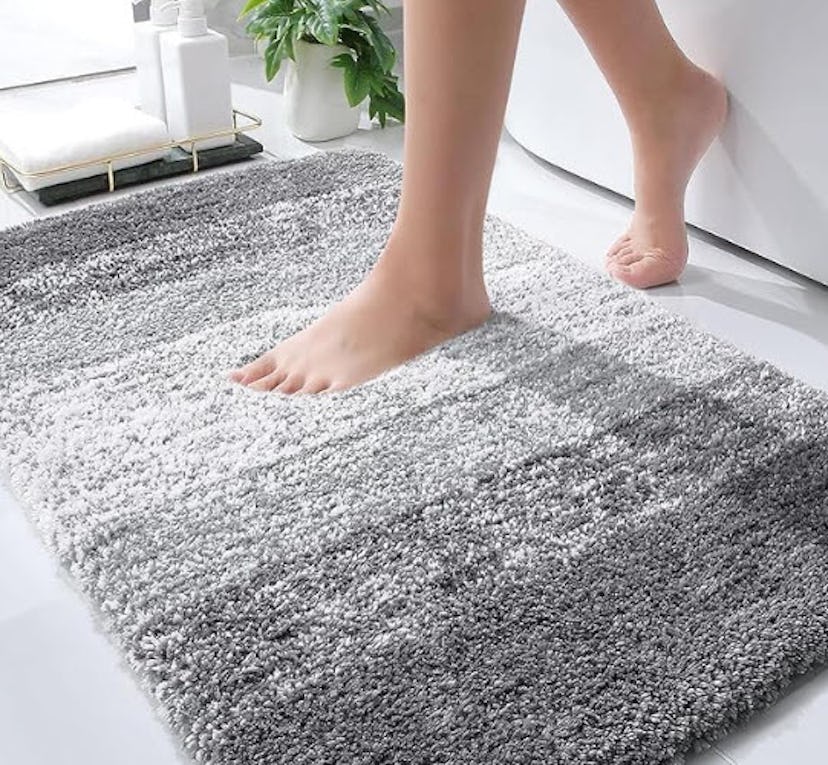 OLANY Absorbent Microfiber Bath Rug