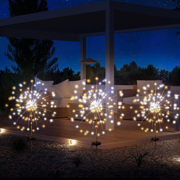JJGoo Solar Firework Stake Lights (2-Pack)