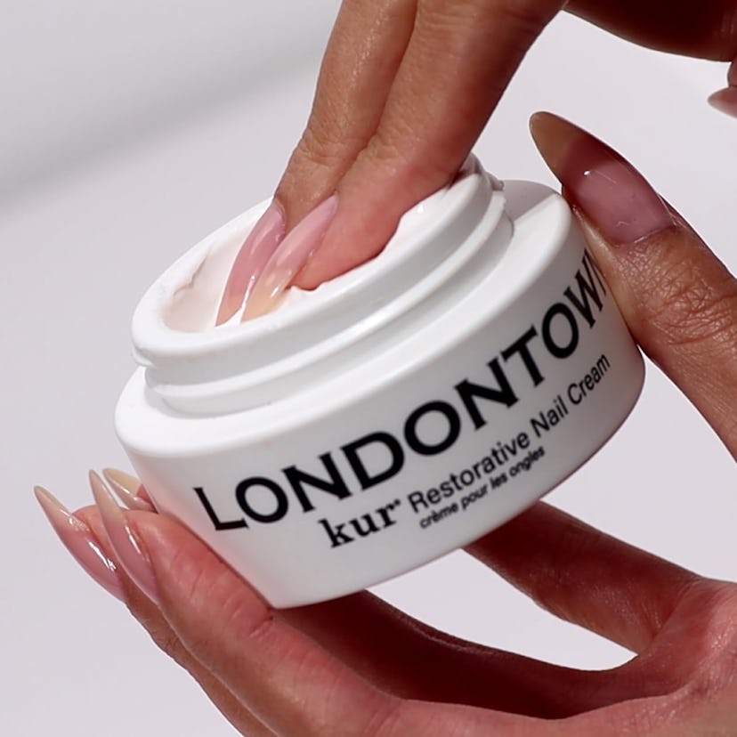 LONDONTOWN kur Restorative Nail Cream