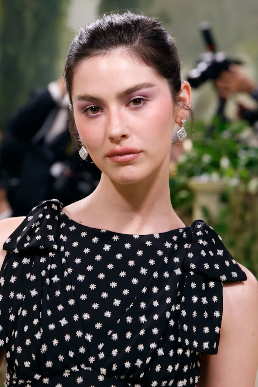 gracie abrams blush