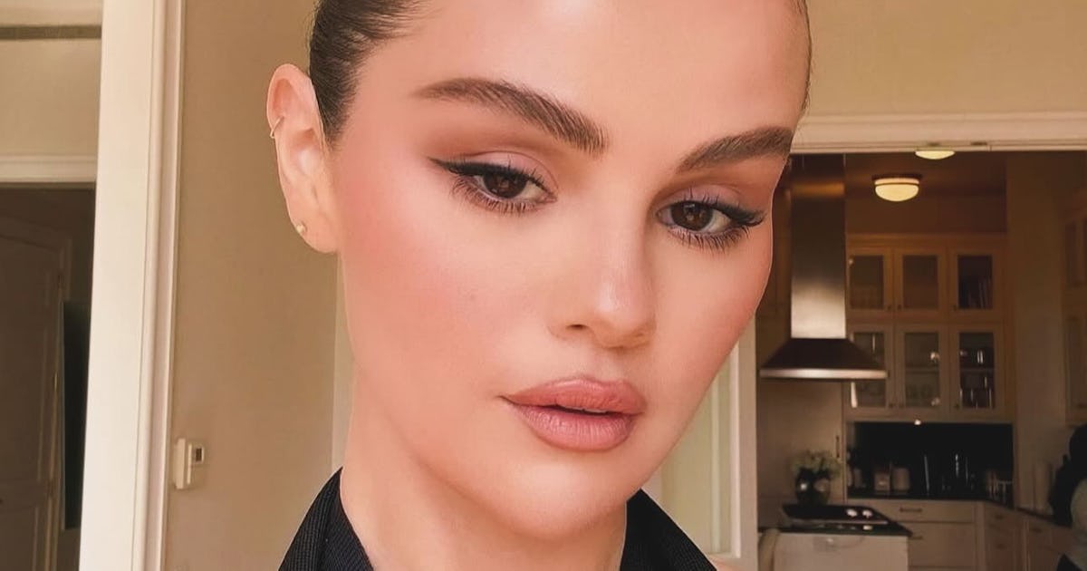 Sunset Flush, Watercolor Cheeks, & More Blush Trends You'll See This Summer