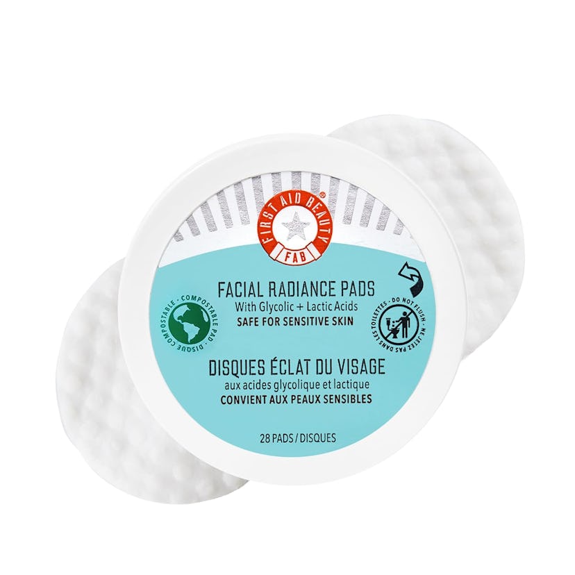 First Aid Beauty Facial Radiance Pads (28-Pack)