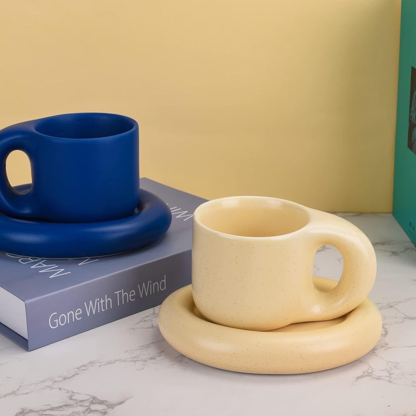 Koythin Ceramic Chubby Mug & Saucer Set