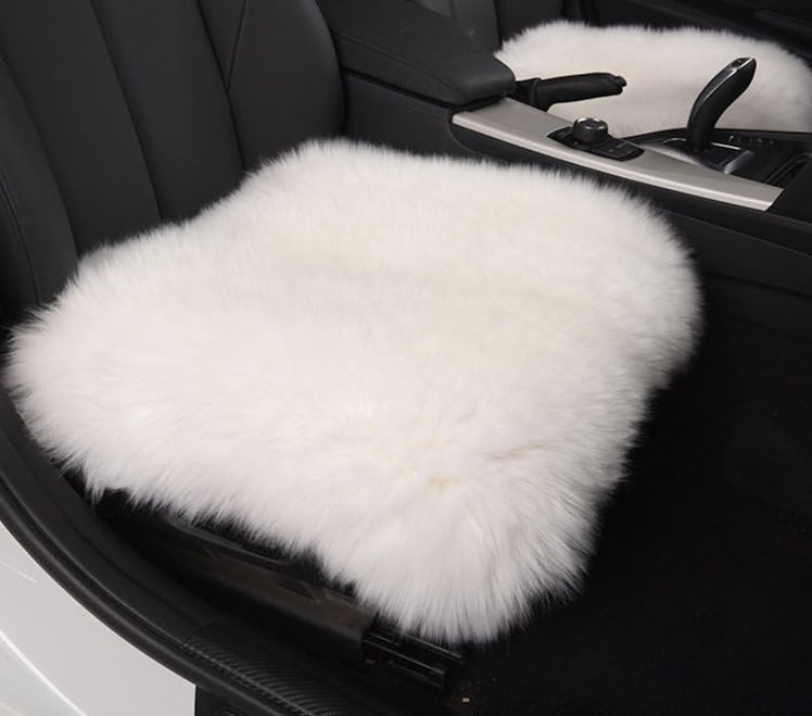 UKELER Sheepskin Seat Pad