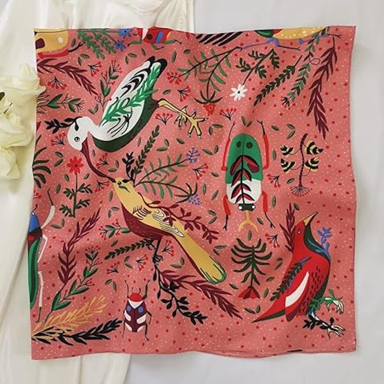 Julunar Silk-Like Scarf