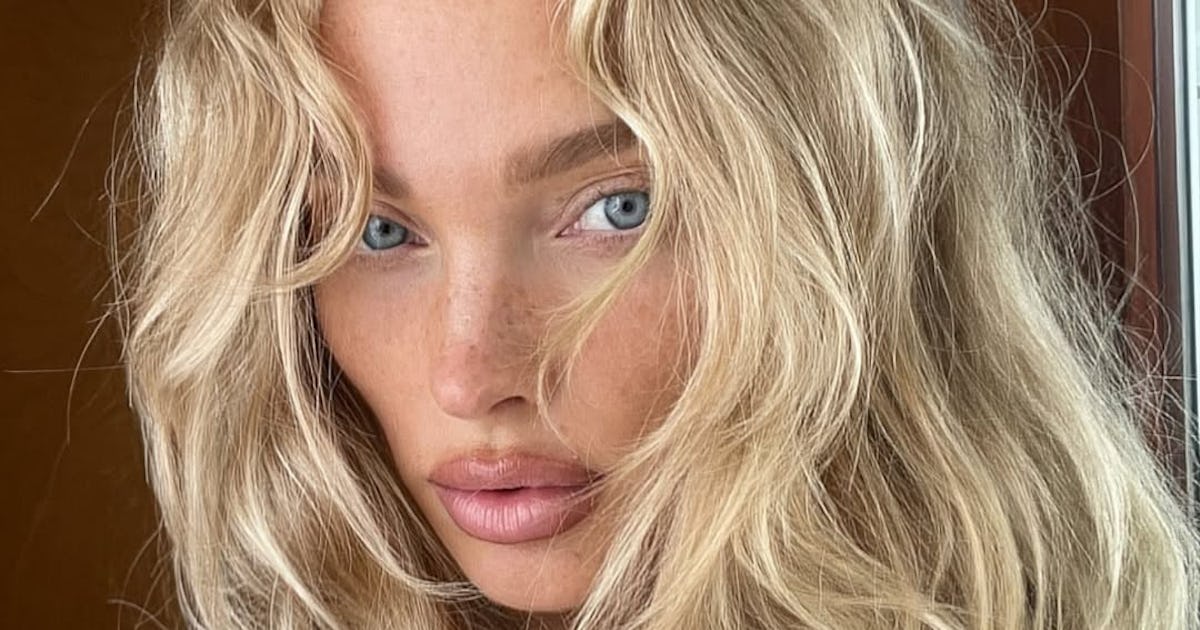 The "Ripped Bob" Haircut Is The Ultimate Model-Off-Duty Look - & It's Easy To Style