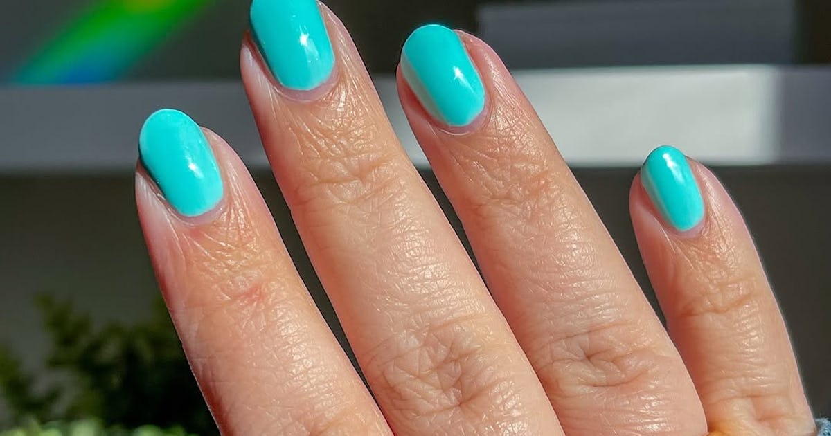 "Millennial Teal" Nails Are Trending - & They're Surprisingly Not Cheugy