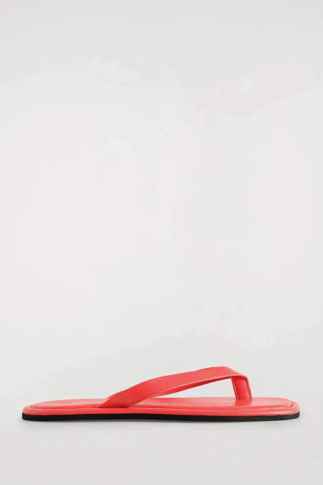 Leather Flip-Flops