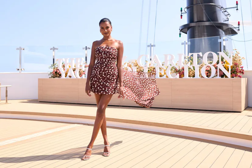 Simone Ashley Wore A Strapless Polka Dot Minidress Aboard A Superyacht Simone Ashley Wore A Strapless Polka Dot Minidress Aboard A Superyacht