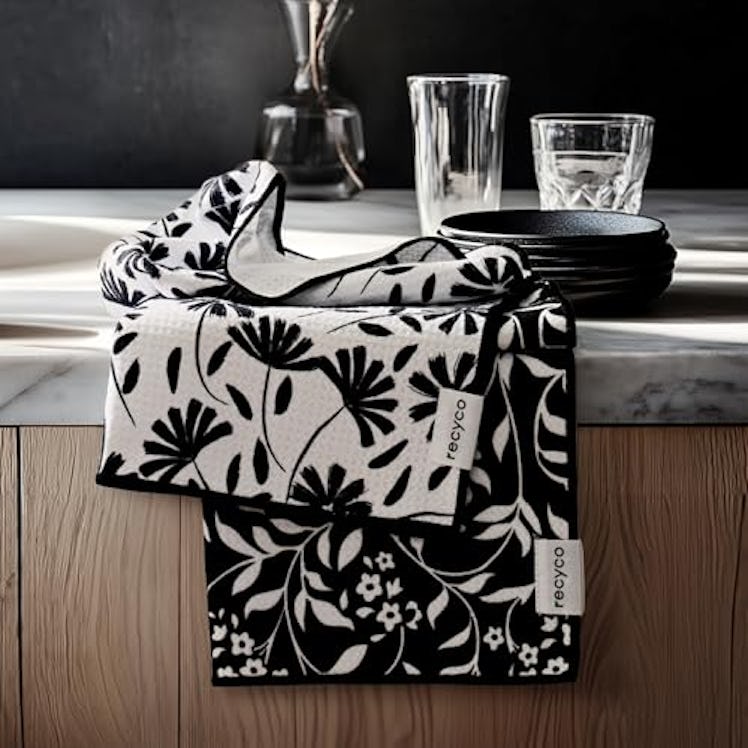 RECYCO Waffle Kitchen Towel (2-Pack) 