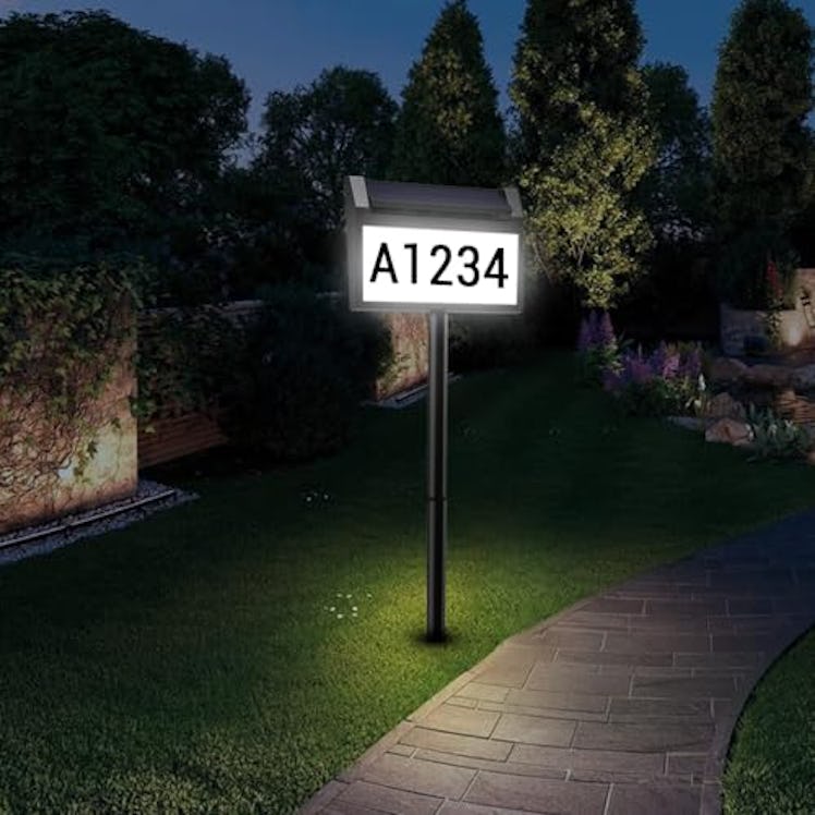 deerdance Solar House Number Sign