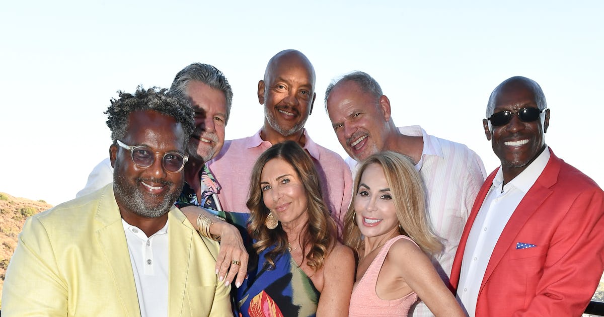 The Latest 'Bachelor In Paradise' Rose Ceremony Ended With A 'Golden' Twist