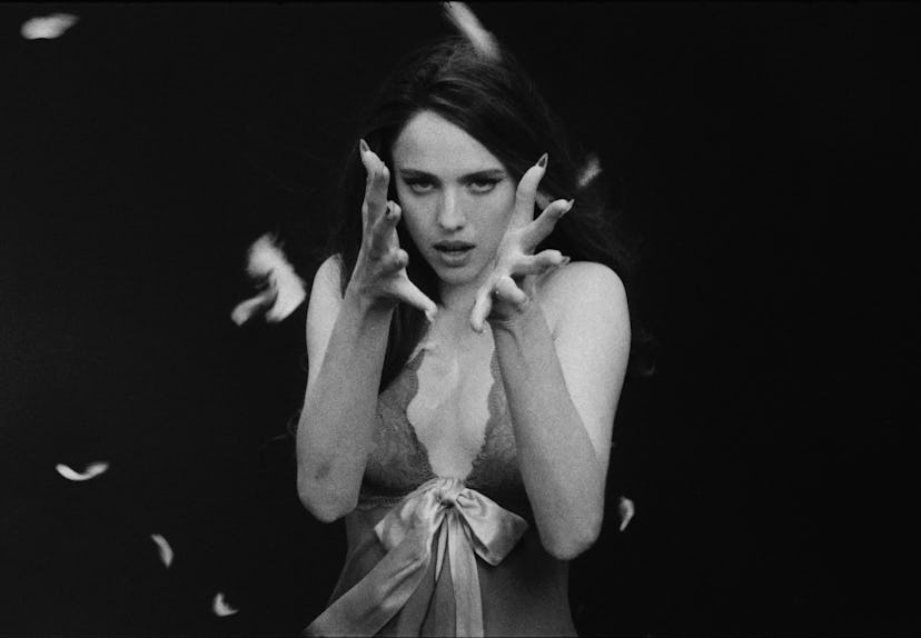 Margaret Qualley (as Lace Manhattan) in the "ODDWADD" music video.